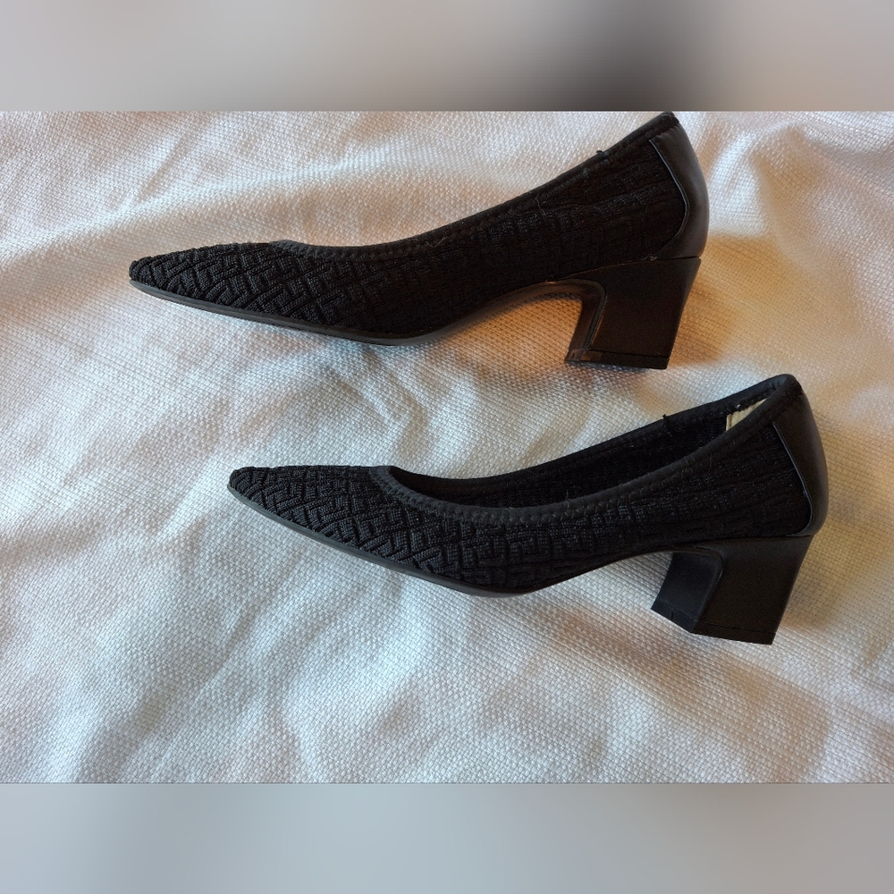 Adrienne Vittasini Black Pointed Toe Low Heel Pumps